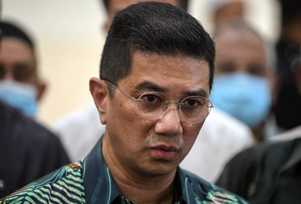 Azmin Ali positif COVID-19? Azmin Ali positif COVID-19?