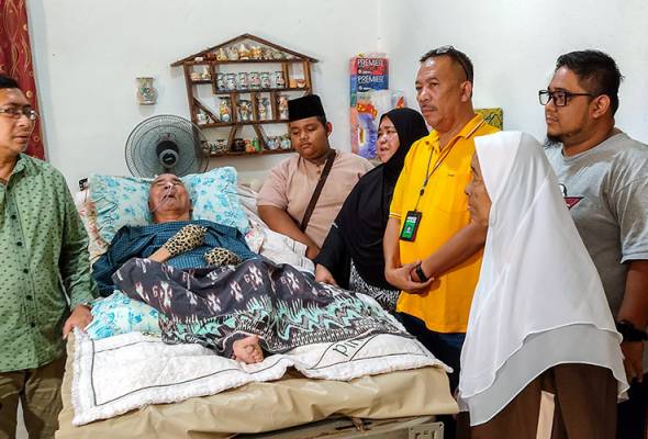 Pejuang kemerdekaan kini terlantar akibat angin ahmar Pejuang kemerdekaan kini terlantar akibat angin ahmar