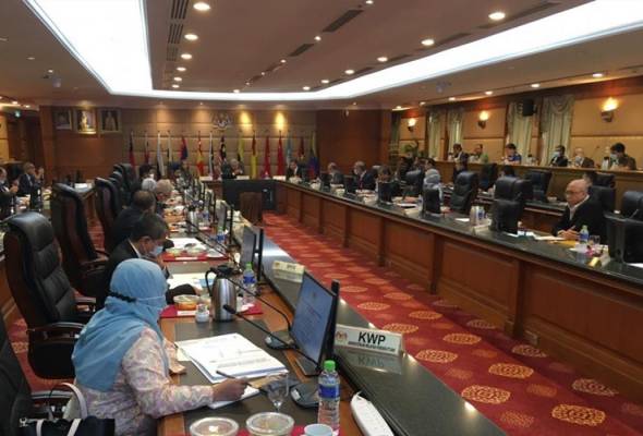 Garis panduan baharu selamat mangsa banjir akan dibentang kepada MKN Garis panduan baharu selamat mangsa banjir akan dibentang kepada MKN