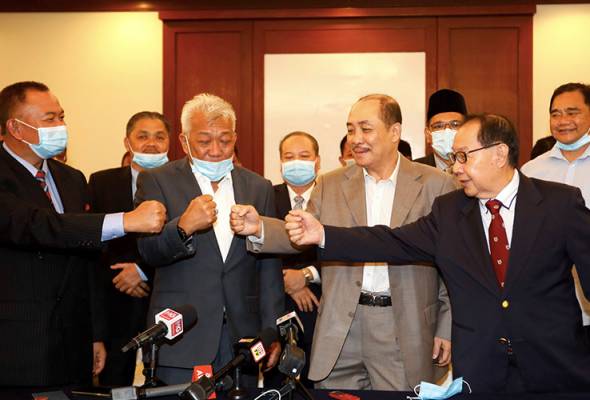 Ini masanya untuk kerja, jangan lagi berpolitik - Bung Moktar Ini masanya untuk kerja, jangan lagi berpolitik - Bung Moktar