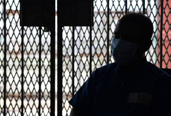 20 tahun terkurung, bekas banduan Al-Ma'unah kekok dengan dunia luar 20 tahun terkurung, bekas banduan Al-Ma'unah kekok dengan dunia luar