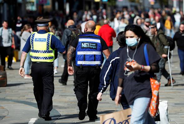 COVID-19: UK kenakan denda hampir RM50,000 jika enggan patuhi SOP COVID-19: UK kenakan denda hampir RM50,000 jika enggan patuhi SOP