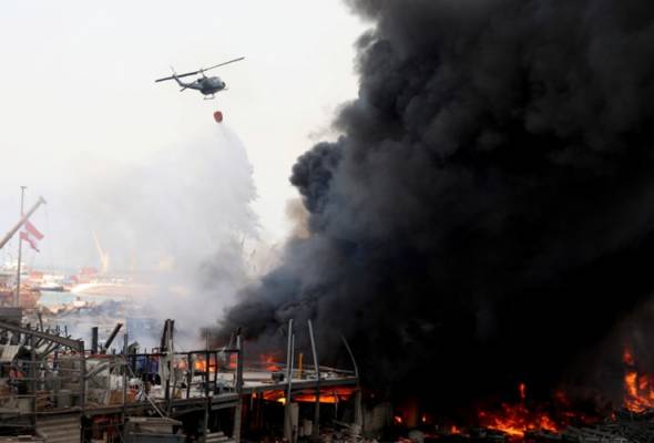 Selepas insiden ledakan dahsyat, langit Beirut kembali diselubungi hitam suram Selepas insiden ledakan dahsyat, langit Beirut kembali diselubungi hitam suram