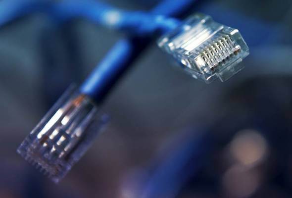 Belanjawan 2021: KKMM harap internet jadi utiliti awam ketiga negara Belanjawan 2021: KKMM harap internet jadi utiliti awam ketiga negara
