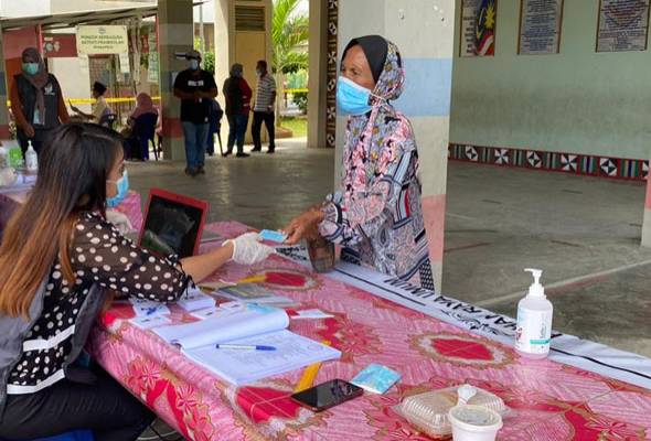 PRN Sabah: Cuaca baik, warga emas dominasi hari pengundian sebelah pagi PRN Sabah: Cuaca baik, warga emas dominasi hari pengundian sebelah pagi