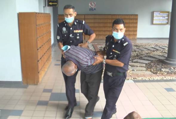 Warga emas didakwa rogol kanak-kanak lembam di pondok keselamatan Warga emas didakwa rogol kanak-kanak lembam di pondok keselamatan