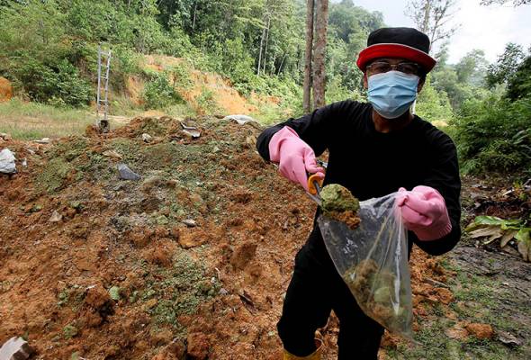 SAM minta pihak berkuasa siasat bahan buangan di Ulu Chepor SAM minta pihak berkuasa siasat bahan buangan di Ulu Chepor