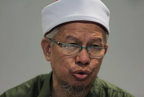 PKPB: Solat Jumaat dan fardu di KL, Putrajaya dibenarkan dengan jemaah terhad PKPB: Solat Jumaat dan fardu di KL, Putrajaya dibenarkan dengan jemaah terhad