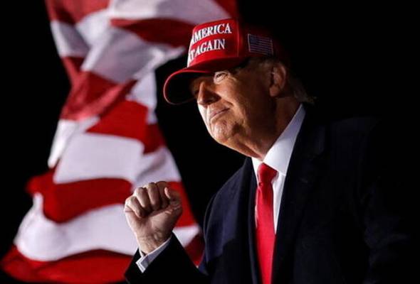 Trump pertimbang siar wawancaranya dengan CBS lebih awal Trump pertimbang siar wawancaranya dengan CBS lebih awal