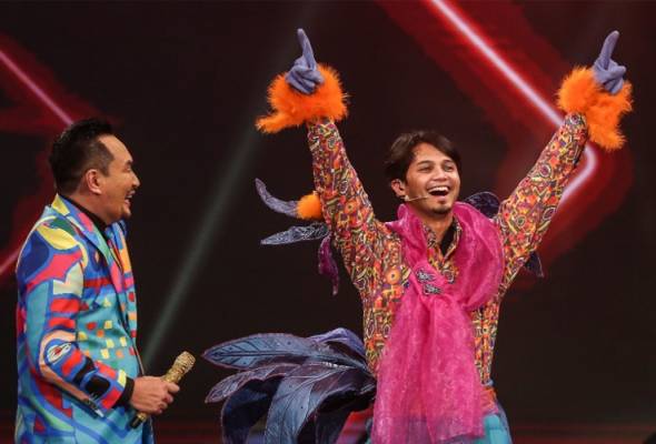 TMSM: Tiada lagi 'kokok' ayam jantan, akhirnya juri bongkar identiti Hairul Azreen TMSM: Tiada lagi 'kokok' ayam jantan, akhirnya juri bongkar identiti Hairul Azreen