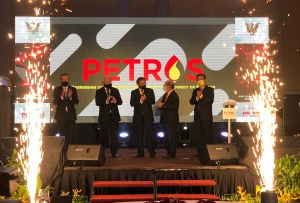 PETROS kendali sepenuhnya industri minyak dan gas di darat Sarawak PETROS kendali sepenuhnya industri minyak dan gas di darat Sarawak