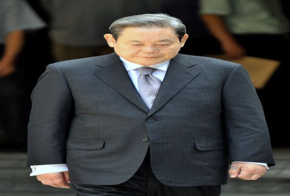 Lee Kun-hee: 'Hermit king' of the Samsung empire