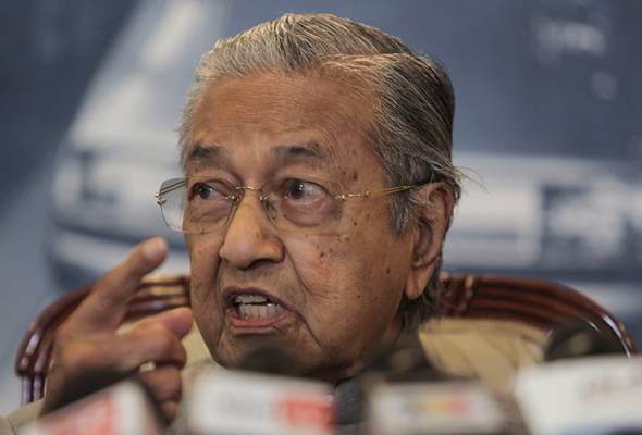 Tiada asas ugut Ahli Parlimen sokong Belanjawan 2021 - Tun M