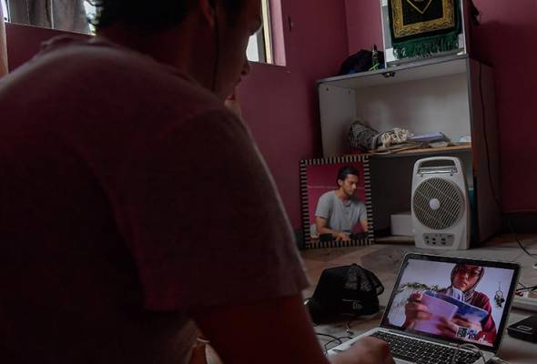 COVID-19 turns online learning the way forward in education