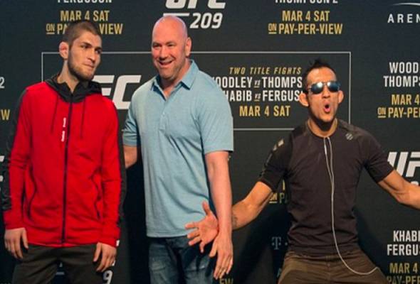 'Saya dapat rasakan Khabib akan kembali untuk 30-0' - Dana White 'Saya dapat rasakan Khabib akan kembali untuk 30-0' - Dana White