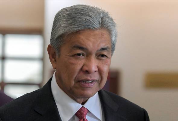 UMNO belum bincang pendirian terhadap dakwaan Anwar - Zahid Hamidi UMNO belum bincang pendirian terhadap dakwaan Anwar - Zahid Hamidi