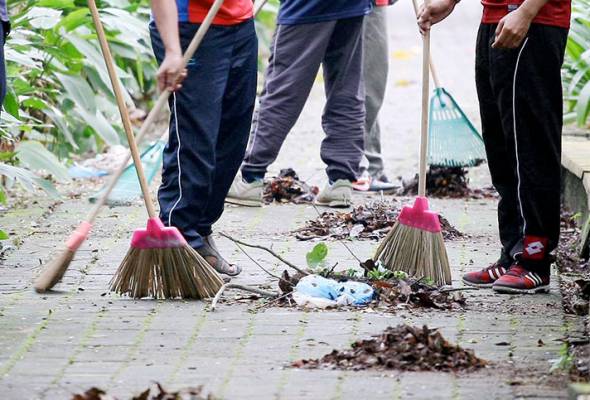 Peruntukan itu akan membantu AADK memperbaiki lagi keberkesanan program pemulihan dadah. Peruntukan itu akan membantu AADK memperbaiki lagi keberkesanan program pemulihan dadah.