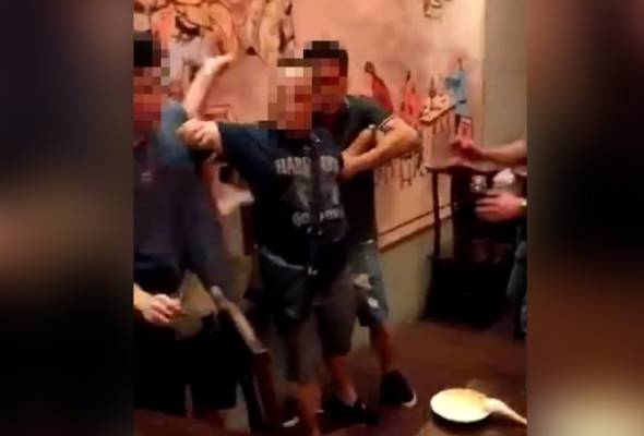 Anak 'Datuk' ditampar 'Datuk'
