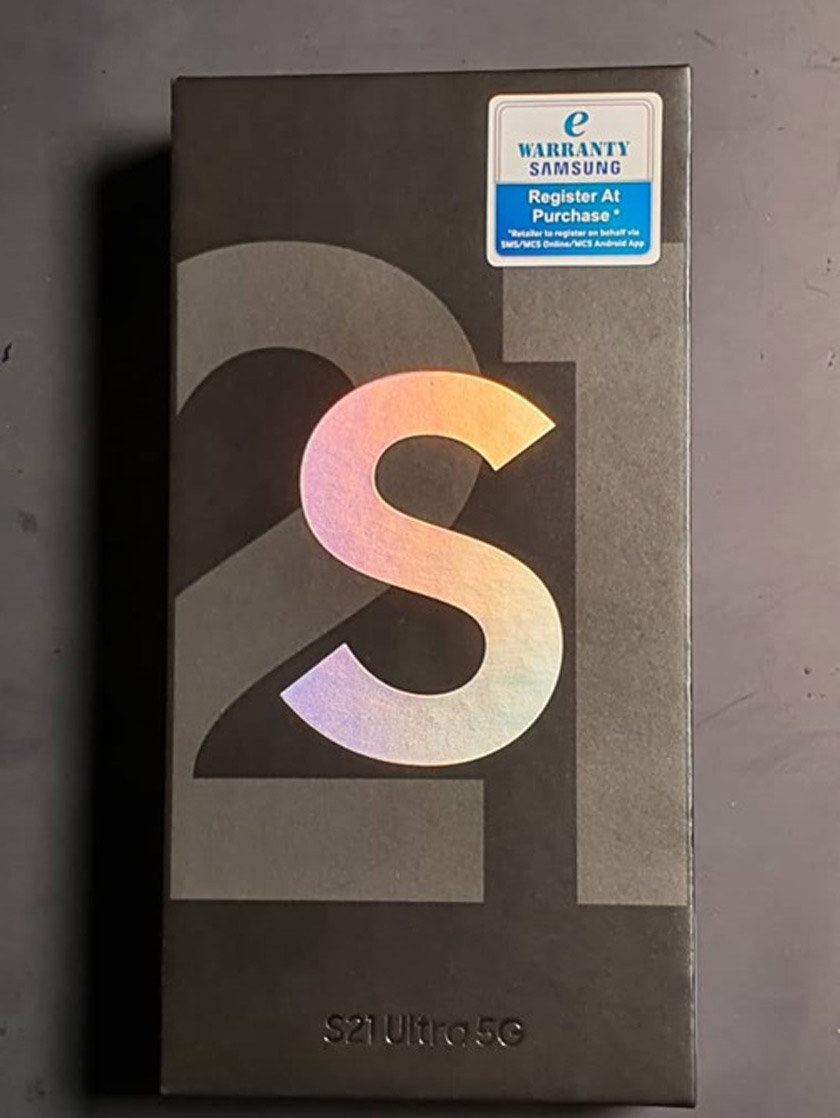 S21 Ultra 5G: The slimmer box and stylised classy monochrome aesthetics.