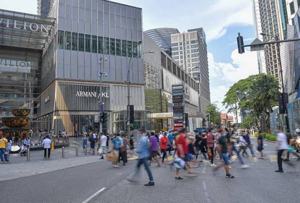Venturing into renewable sector creates more job opportunities for youths | Astro Awani