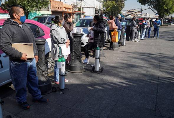 COVID-19: Hospital penuh, rakyat Mexico beli tangki oksigen sendiri