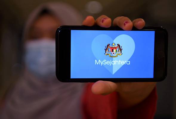 Penduduk KL, Selangor teruja terima pengesahan vaksin AstraZeneca | Astro Awani