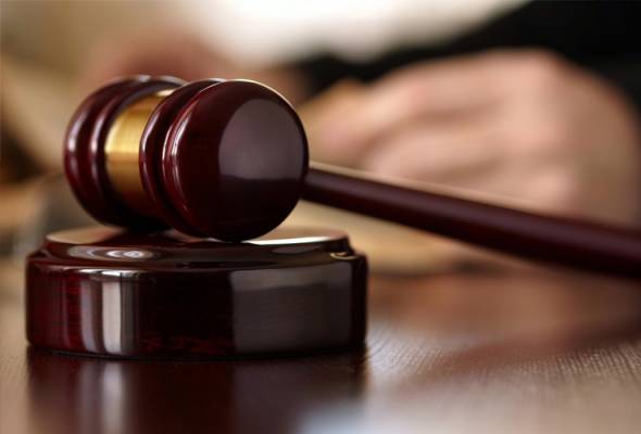 Judicial decisions and public responses