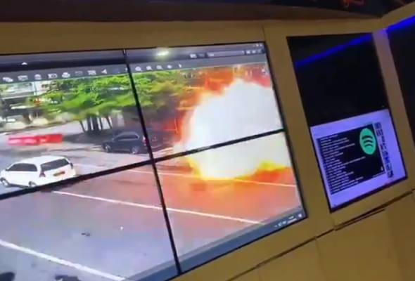Tragedi Letupan Gereja Makassar Indonesia 14 Cedera Astro Awani