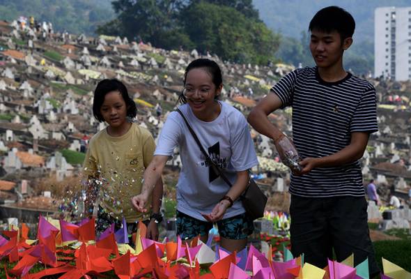 Cheng Beng rituals allowed with strict SOPs