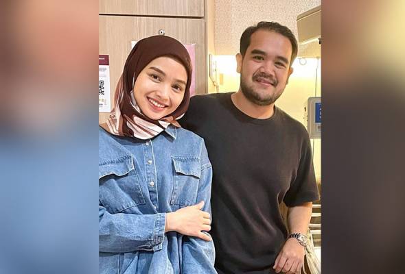 Isu Dedah Wajah Adik Asyraf Khalid Dan Tya Ariffin Mohon Maaf Astro Awani