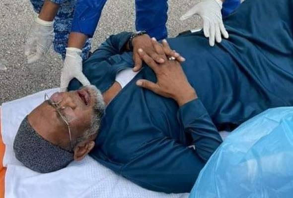 Nash Cedera Kenderaan Terbabas Langgar Penghadang Jalan Astro Awani