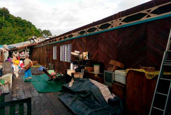COVID-19: 11 localities in Sarawak placed under EMCO