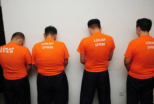 Lima Individu Termasuk Jurutera Direman Bantu Siasatan Kes Rasuah Astro Awani