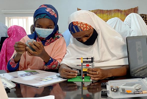 Teenage girls in northern Nigeria 'open their minds' with robotics
