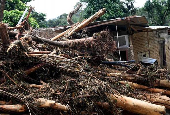 Mangsa Bencana Kepala Air Di Yan Kuala Muda Terima Bantuan Rm500 Astro Awani