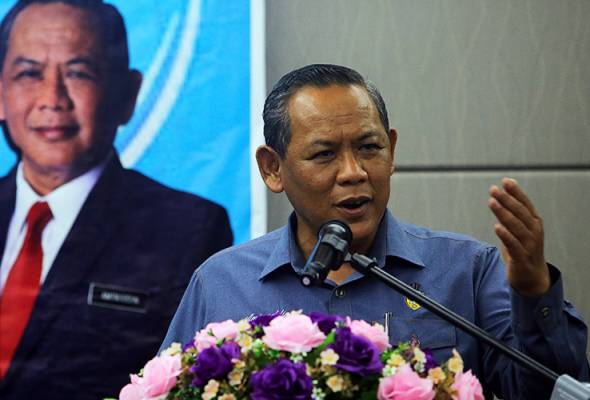 Aminuddin tak tahu ada usaha kumpul SD untuk jatuhkannya | Astro Awani