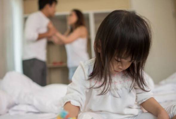 Selalu Tengok Mak Ayah Bergaduh Kesan Pada Emosi Anak Amat Besar Astro Awani
