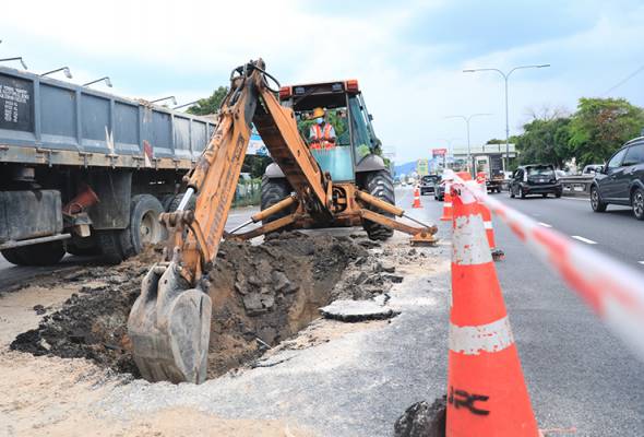 Paip Pecah 13 Kawasan Sekitar Kl Alami Gangguan Bekalan Air Astro Awani