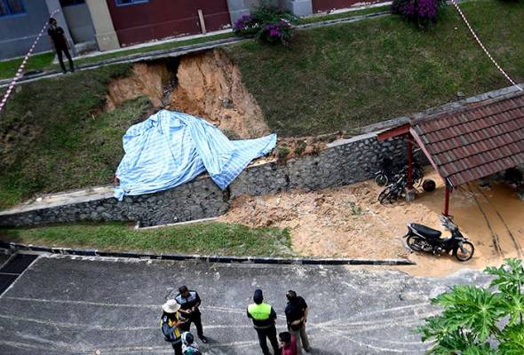 Landslide near IIUM Gombak male dormitory first ever incident since its founding
