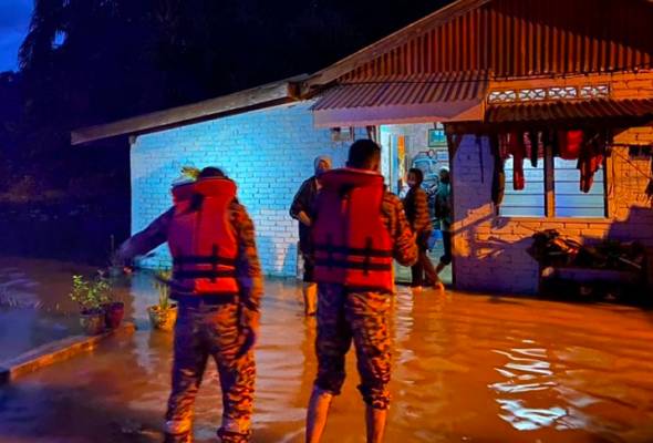 Almost 5,000 JBPM personnel mobilised to help flood victims in six ...