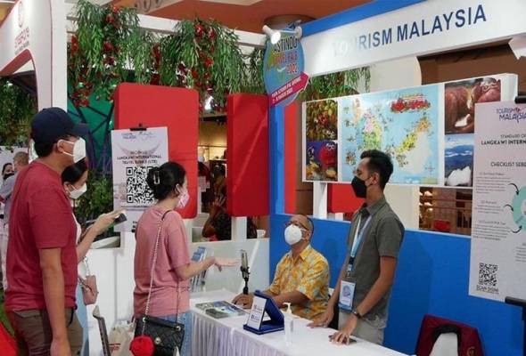 Indonesian tourists looking forward to visit Malaysia