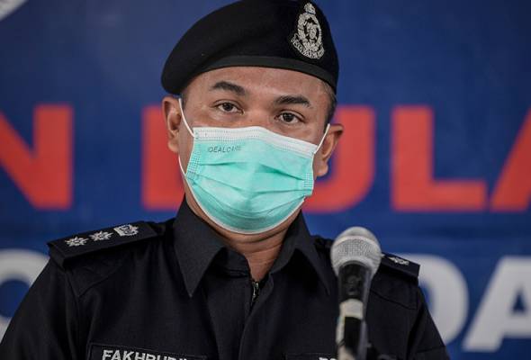 Polis siasat dakwaan pengadu berpakaian cosplay 'disekolahkan' ketika