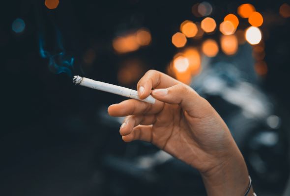 England's smoking age limit should be raised every year: Study