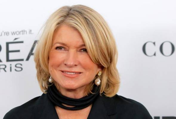 Personaliti TV Martha Stewart sertai Snoop Dogg sebagai pemilik minoriti Swansea