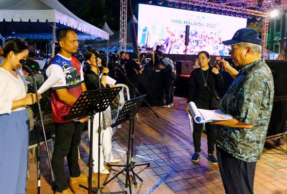 Preparations for Malaysia Day celebration going smoothly - Annuar