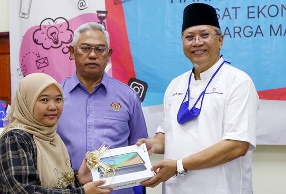 Selangor BN candidates in urban areas told to focus campaign on social media