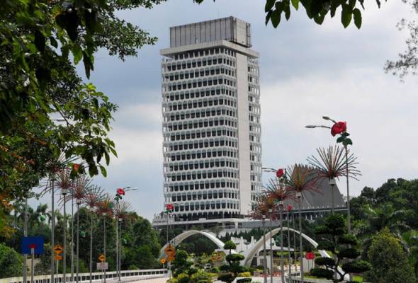 Issues on LCS project, policies to promote EV among focus of Dewan Rakyat today