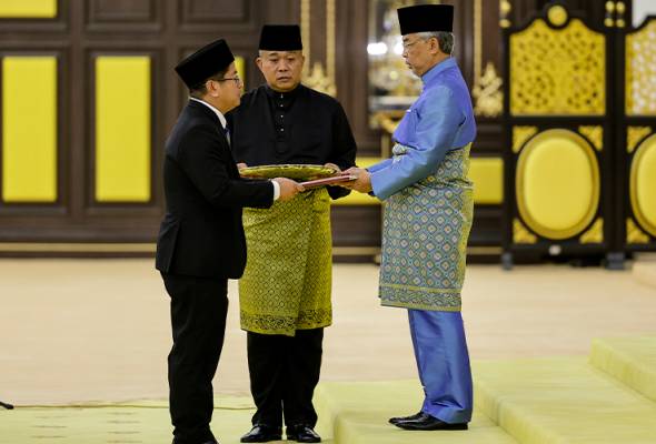 Ewon 'anak kampung' harapan rakyat Sabah Ewon 'anak kampung' harapan rakyat Sabah