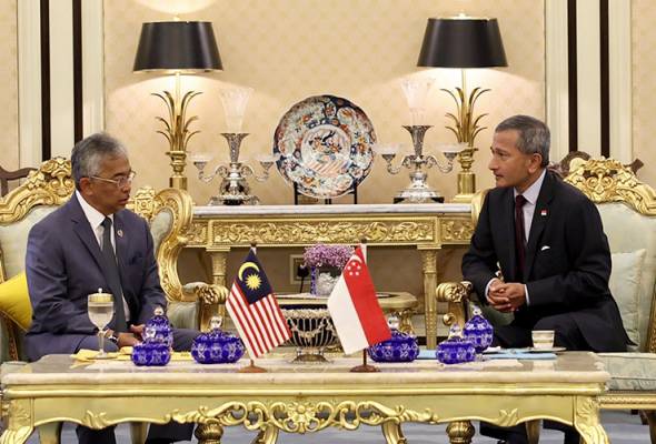 Agong grants audience to Singapore Foreign Minister