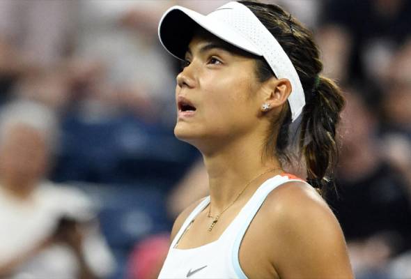 Tennis: Raducanu back on the practice court after surgery